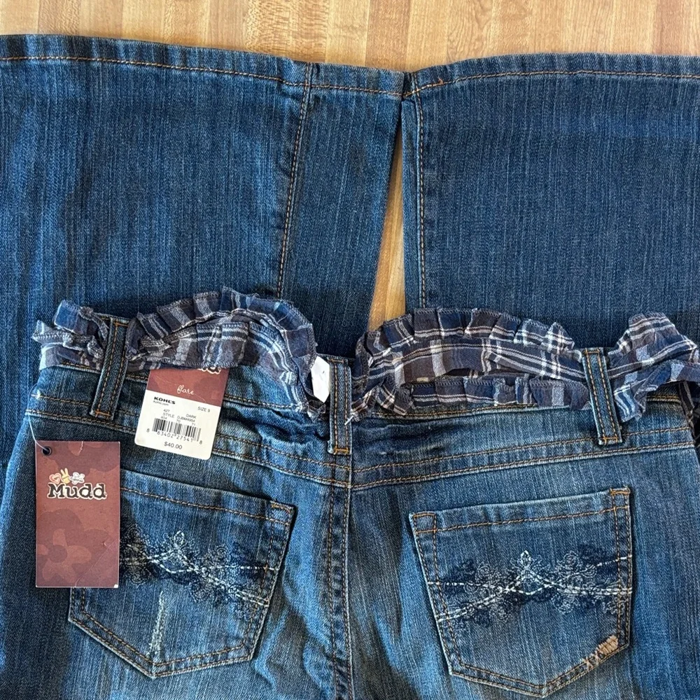 Mudd Dark Blue Flared Jeans for Women NWTS Size 9 Distressed - Picture 5 of 12